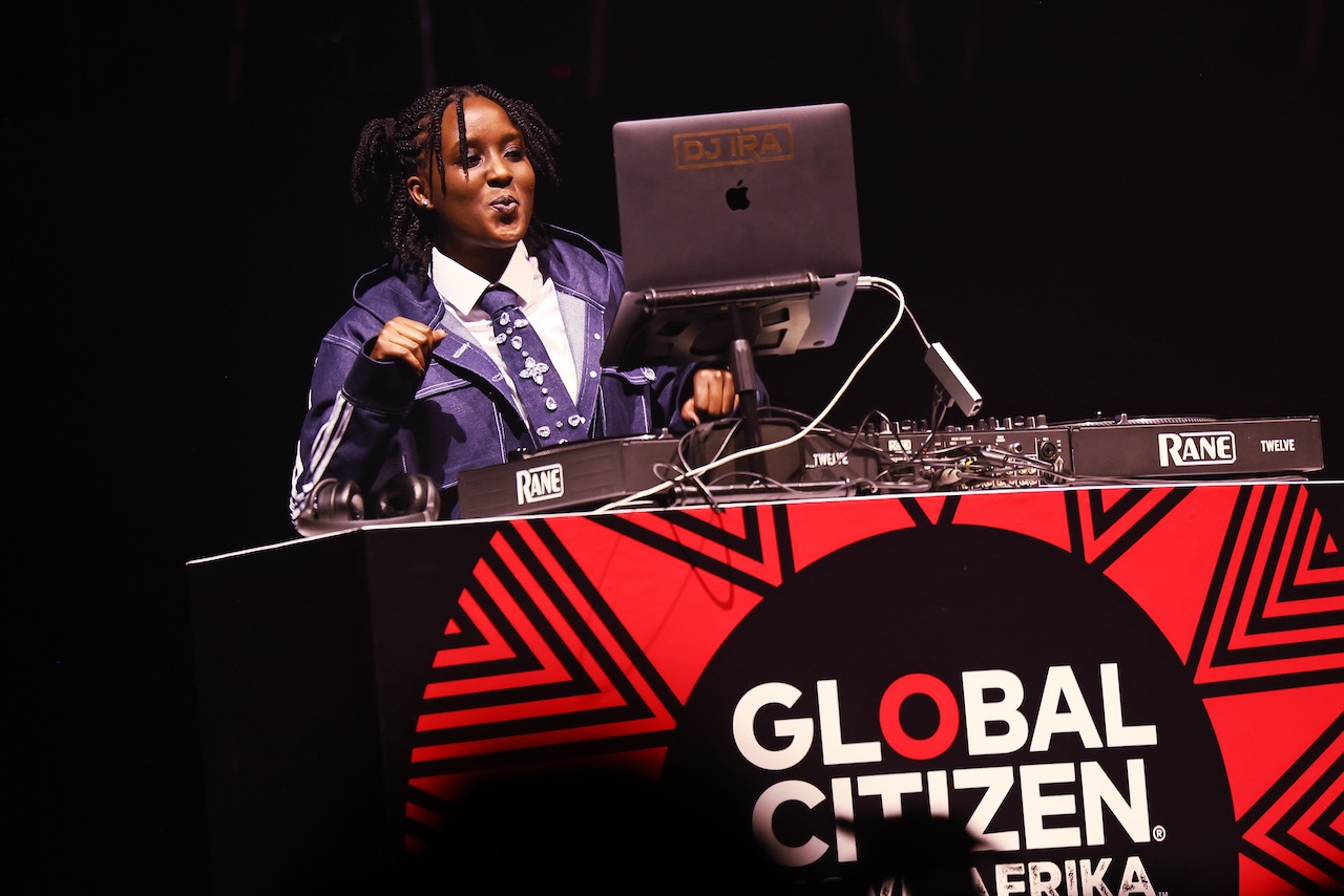 DJ IRAA sets the tone with an electrifying opening set, spotlighting local talent on a global stage. Image: Jemal Countess/Getty Images for Global Citizen