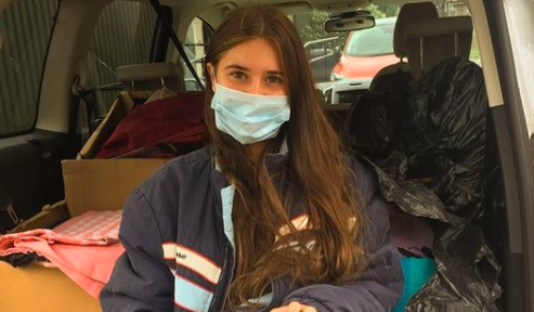 This 20-Year-Old Spent UK's COVID-19 Lockdown Fighting Period Poverty Among Refugees - Vimarsana News