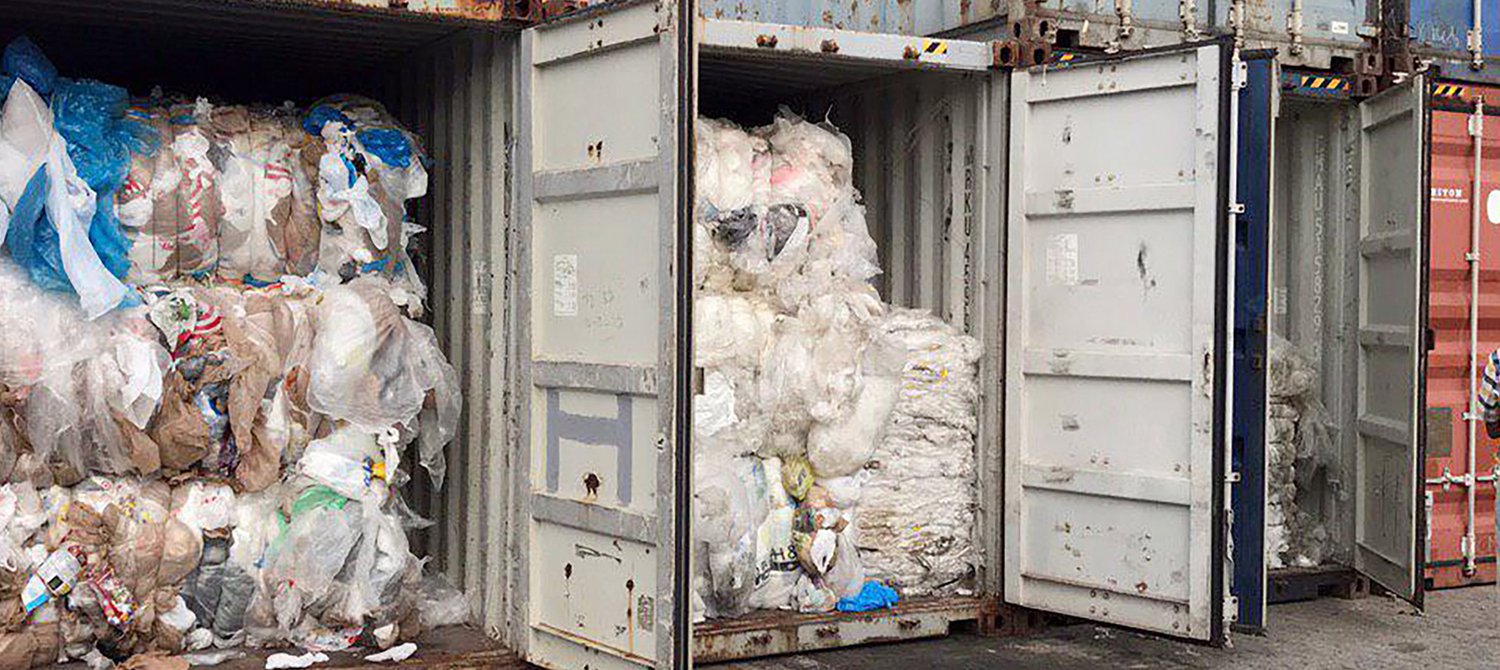 7 Ways Plastic Is Poisoning Us (That You Probably Didn’t Know)