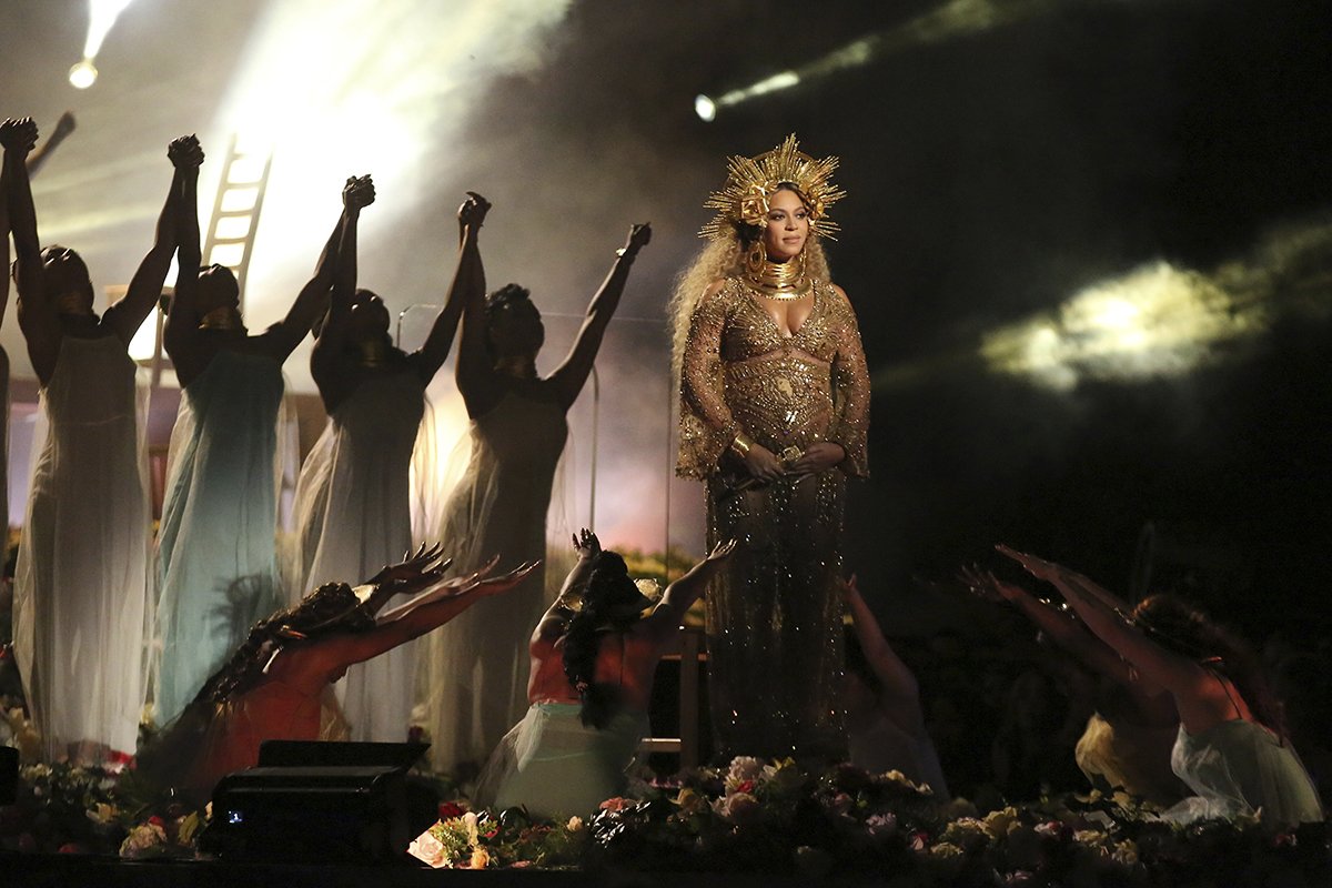 Beyoncé Sends Powerful Message to Women From Grammy Awards Stage
