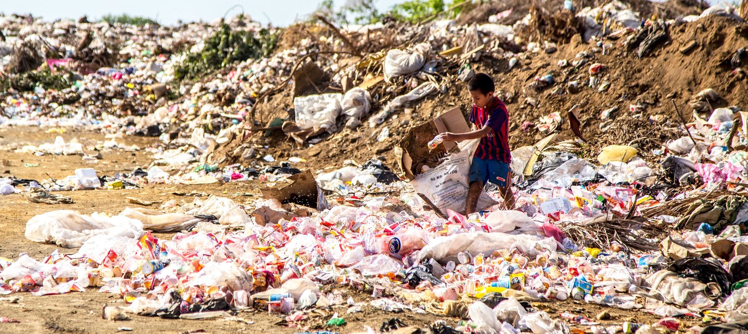 Living Off Trash South Africa's Waste Pickers Recycle up to 90 of Plastic and Packaging