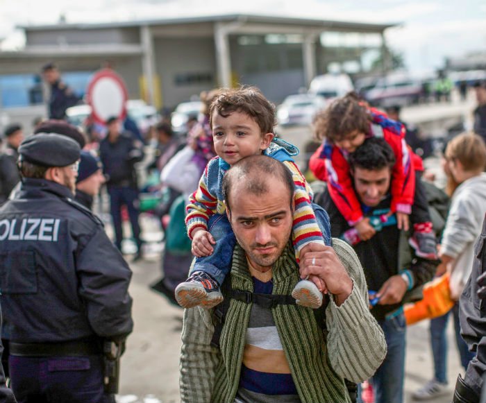 Help syrian refugees