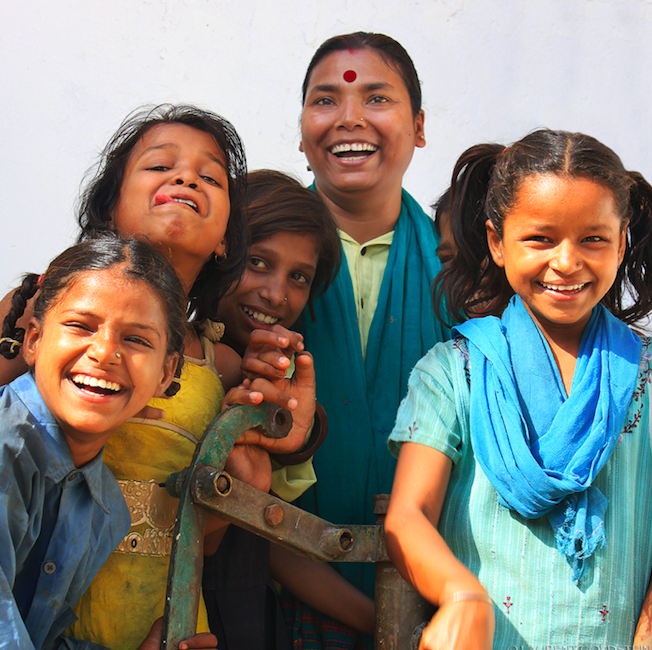 Dieser Mann Riskiert Sein Leben Um Kinder In Indien Aus Sexhandel Zu Befreien The backend is provided by afilias.